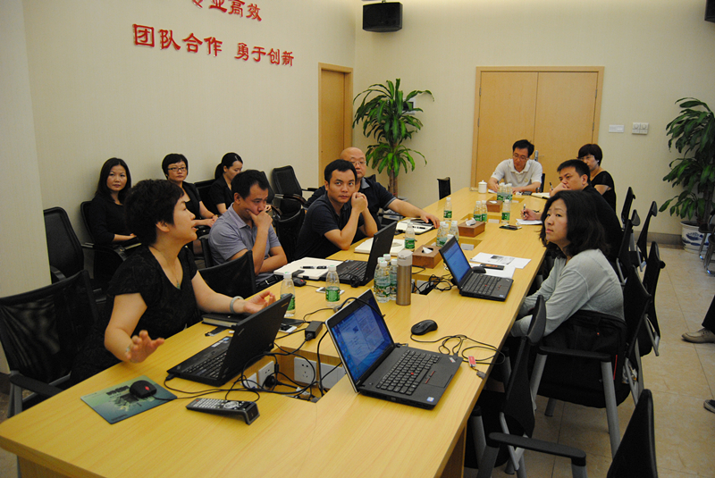 中免集團董事長、總經(jīng)理彭輝蒞臨三亞免稅店視察指導(dǎo)工作