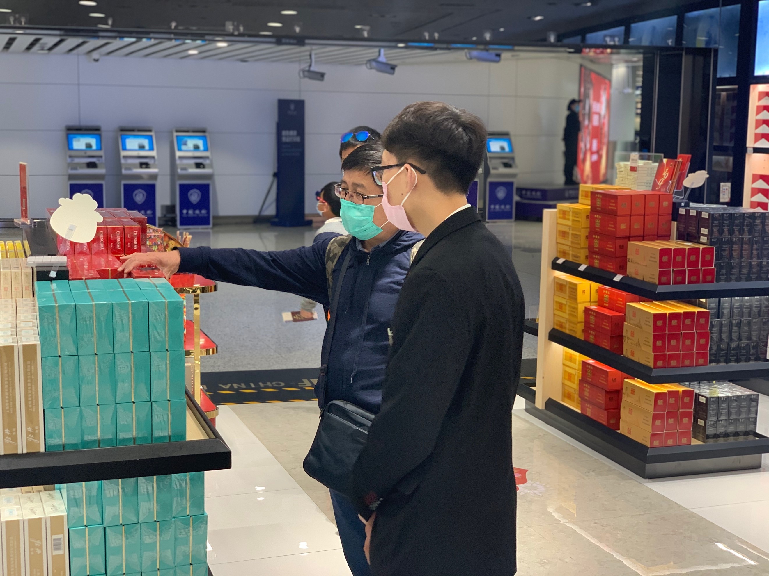 【中國免稅人在行動?黨員先鋒篇】之二： 不忘初心，凝心聚力——中免黨員抗擊疫情，發(fā)揮黨員先鋒模范作用