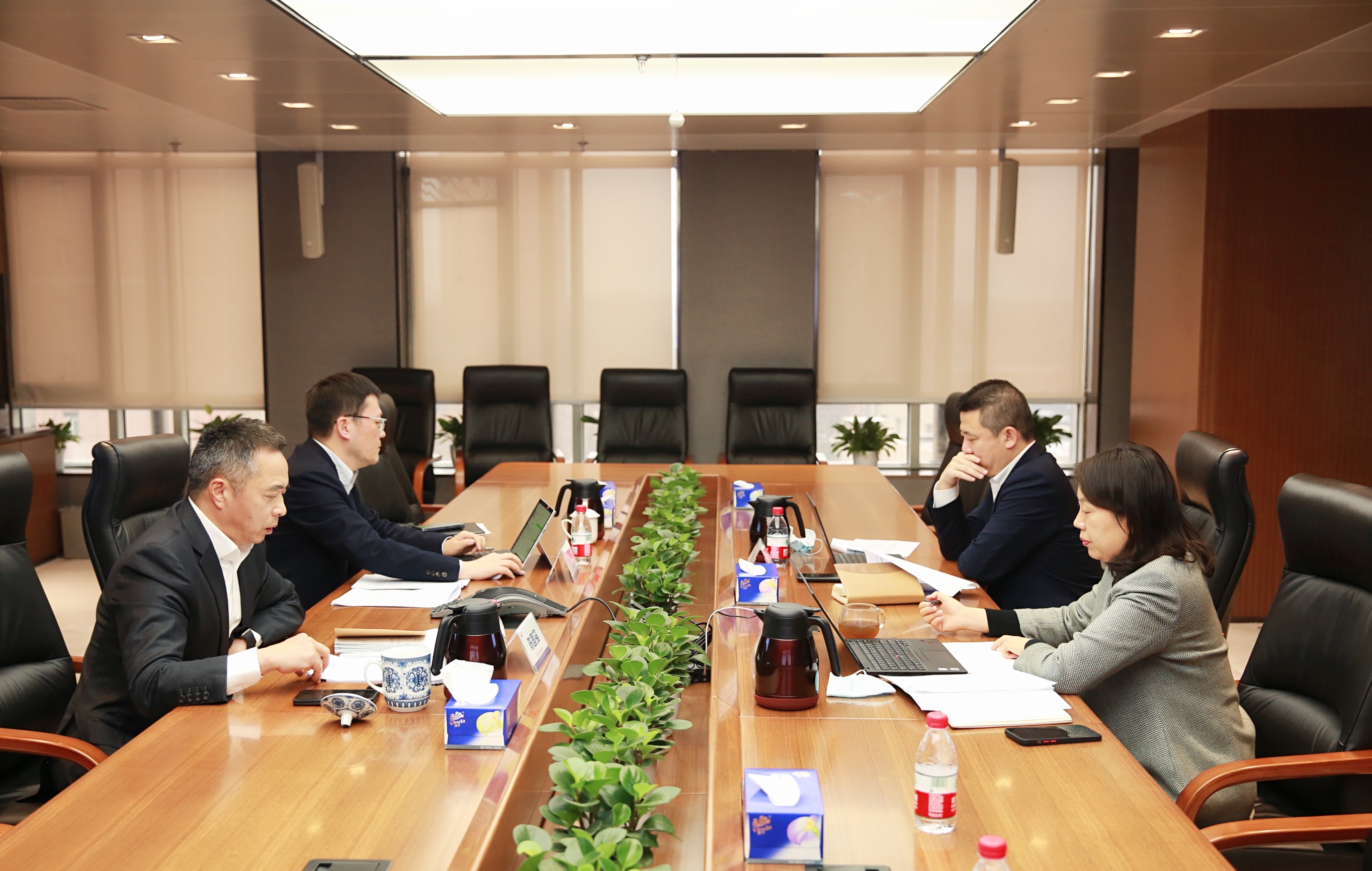 中國中免：歸母凈利潤同比增長56% 投資者交流會(huì)獲投資者廣泛關(guān)注